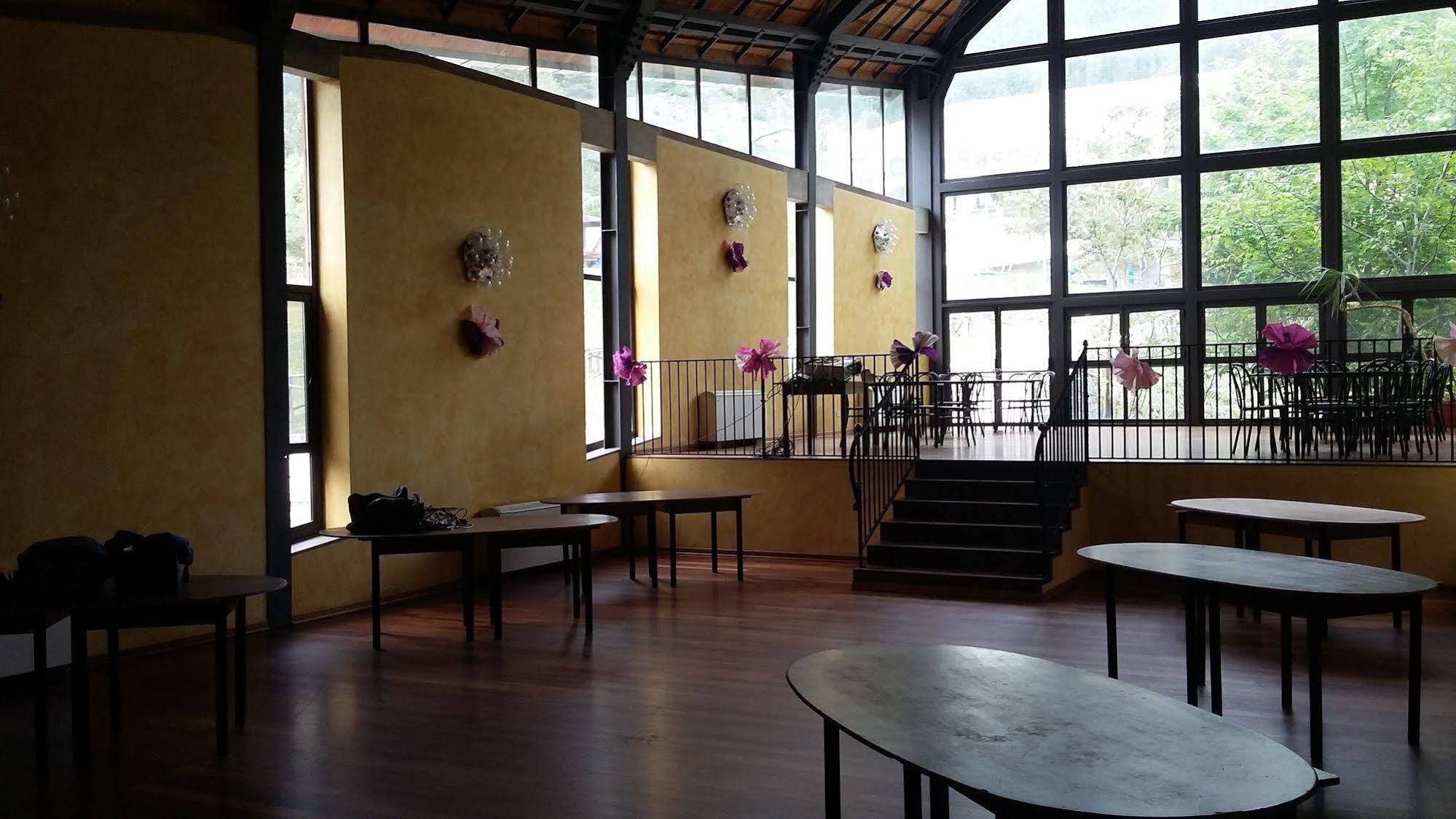 Hotel Cristallo Assergi Buitenkant foto